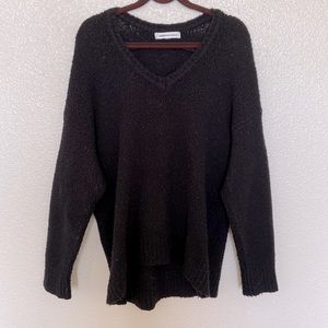 American Holic women’s v-neck knit sweater